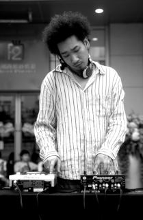 Chiński DJ