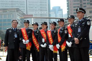 Policja odświętnie