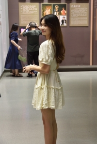 Z pięknym uśmiechem w Kantonie