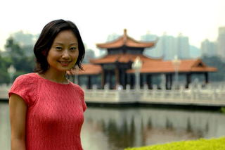 Modelka w chińskiej scenerii
