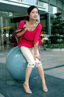 Julie przed Coco Parkiem