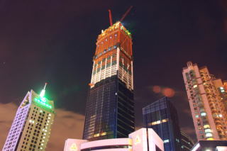 Najwyższy w Shenzhen nocą