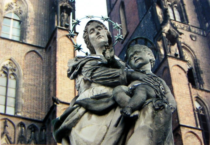 Matka Boska dwa lata później... - zdjęcia z Chin