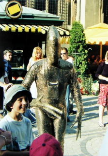 Dziwni przebierańcy